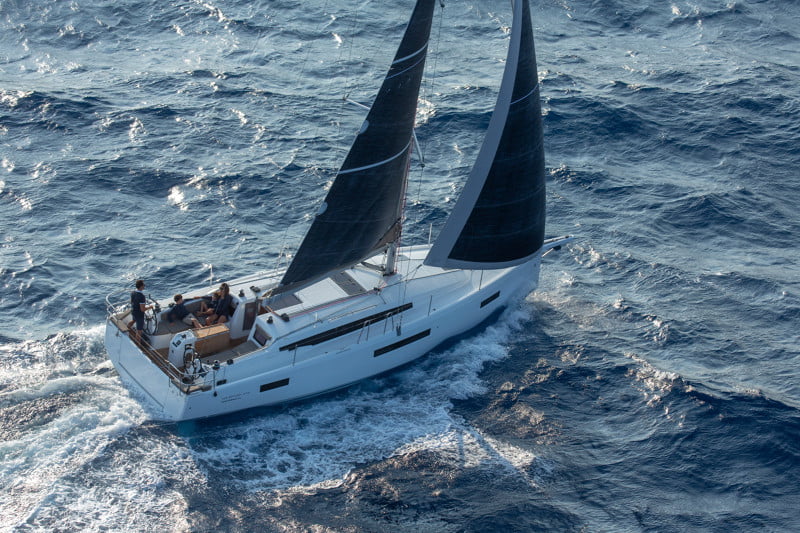 Sun-Odyssey-410-800px4